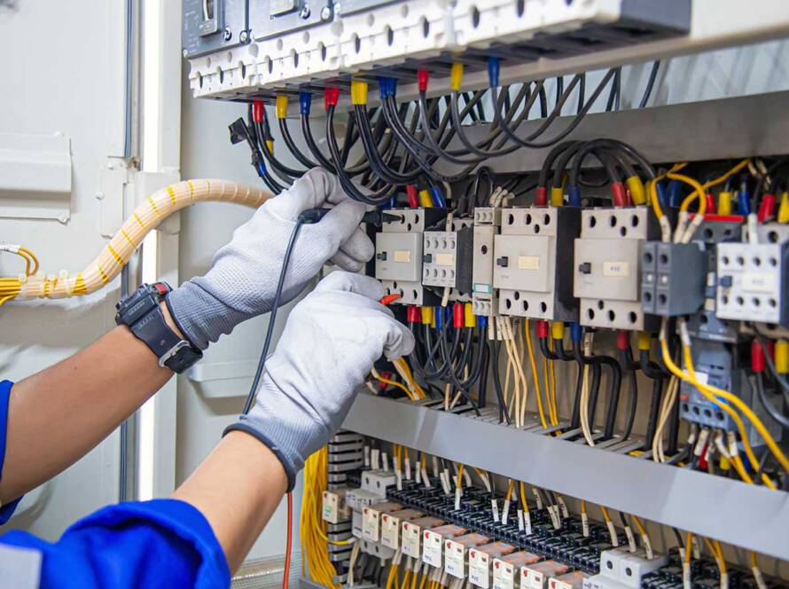 Electrical-panel-board-installation-&amp_-maintenance-servegas-doha-qatar