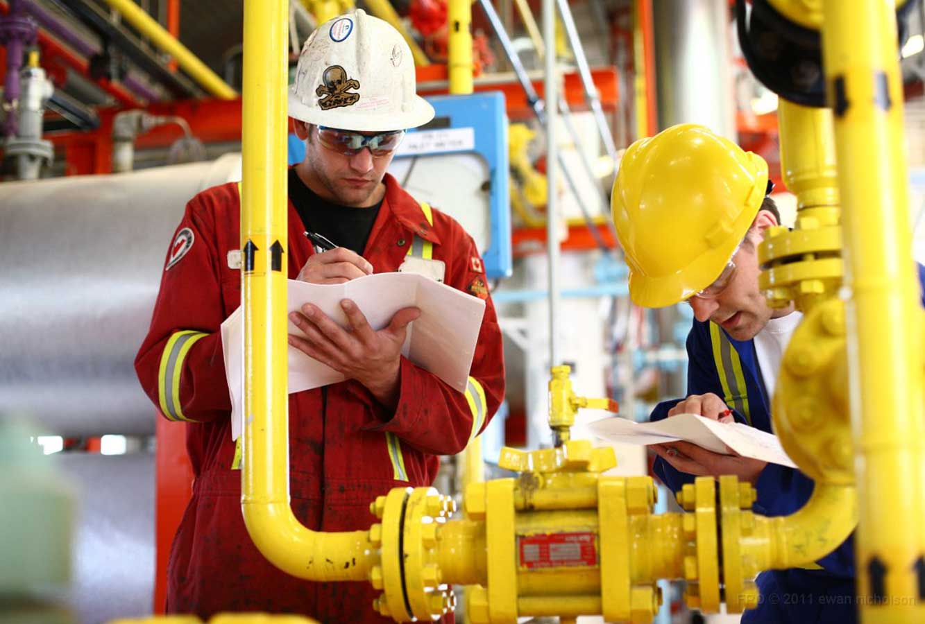 Safety and Gas System Preparation in Land Rigs